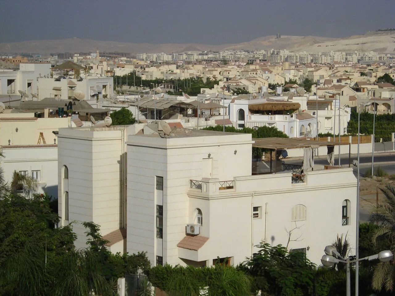 مدينة الشيخ زايد — الجيزة، مصر