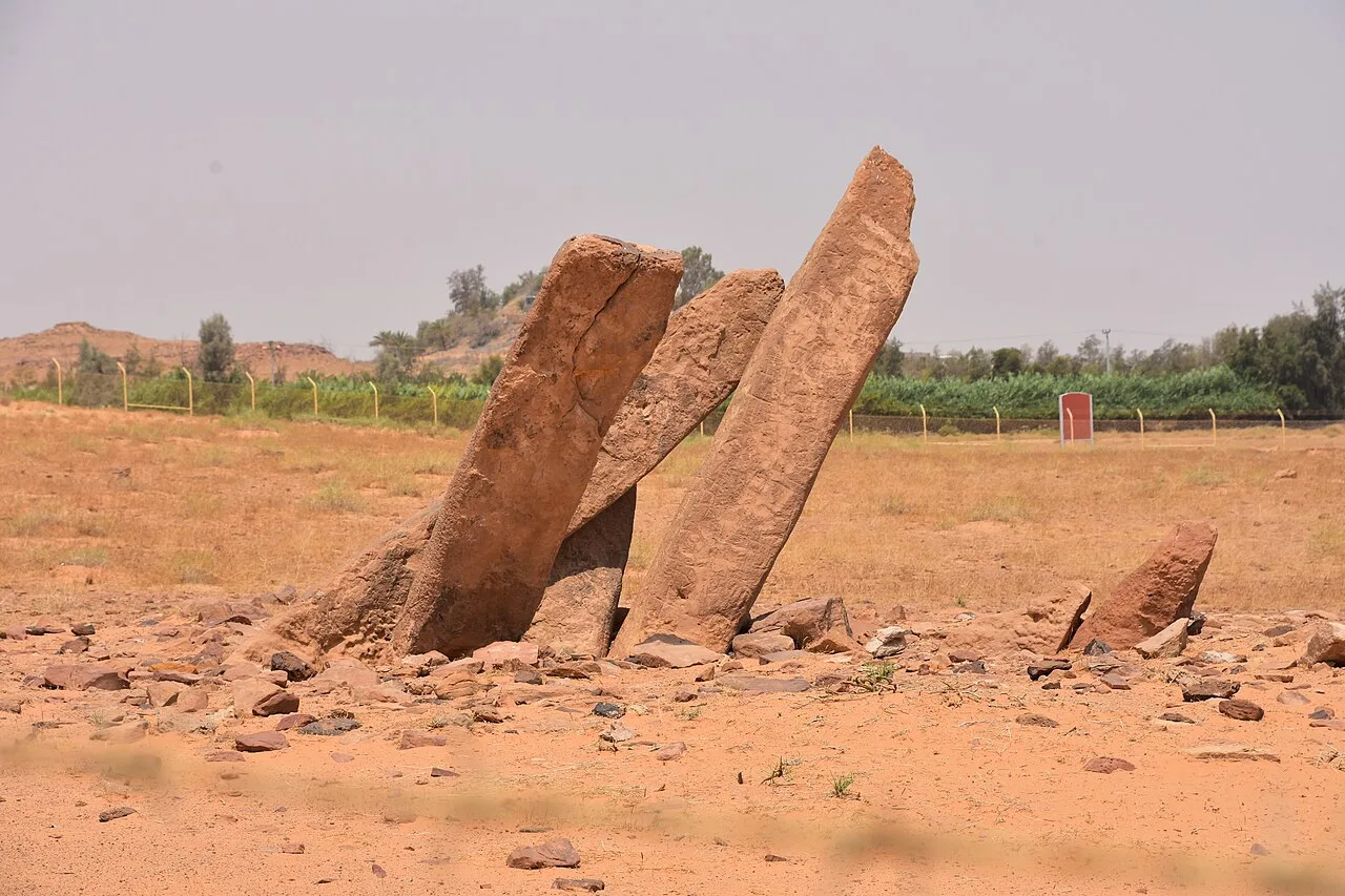 أعمدة الرجاجيل — الجوف، السعودية