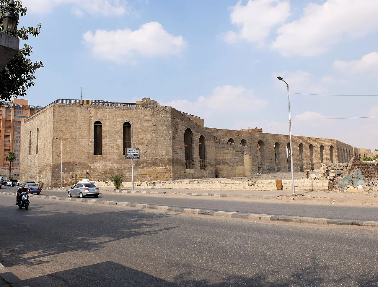 سور مجرى العيون — القاهرة