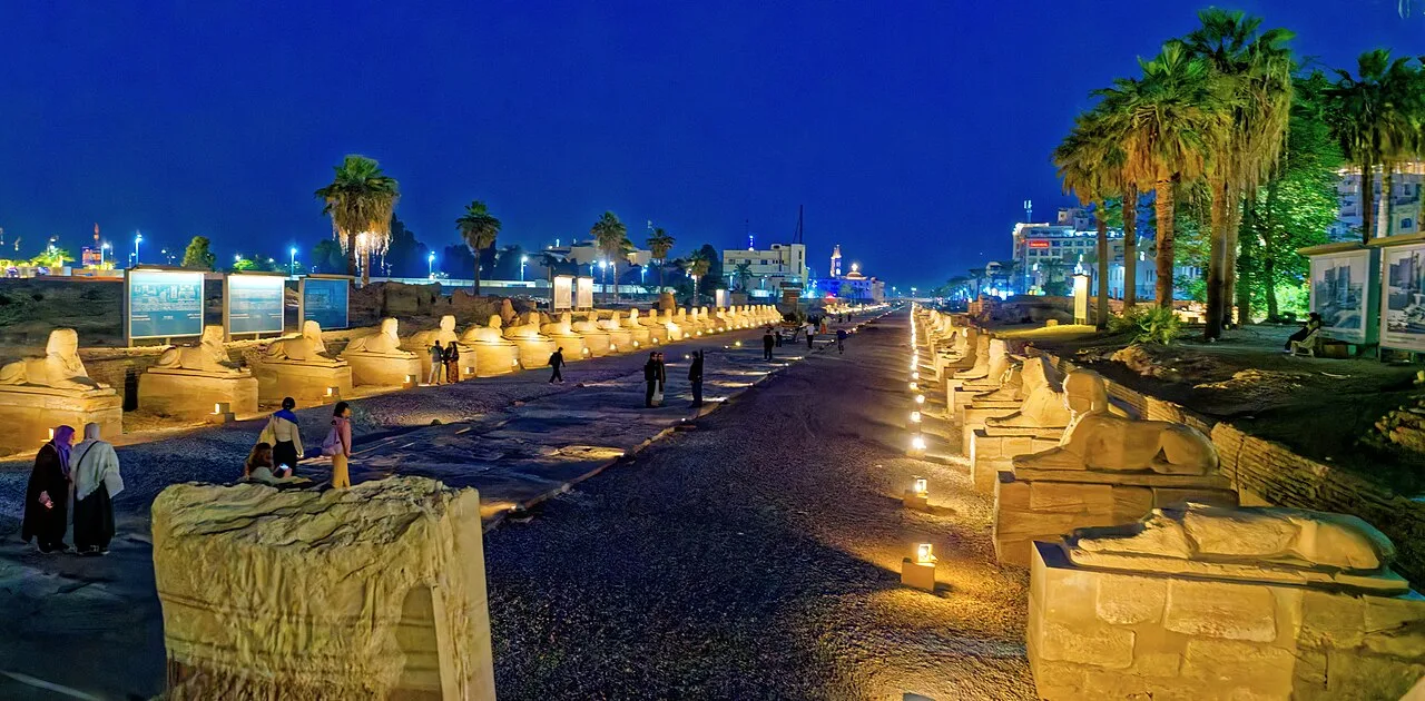 طريق الكباش — الأقصر