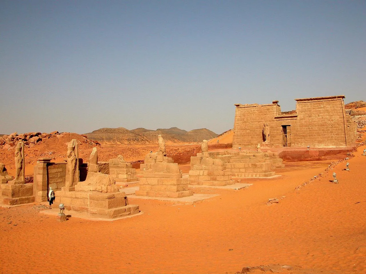 Wadi es-Sebua — Aswan